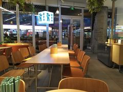 -老乡鸡(上海白玉兰广场店)