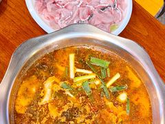 酸萝卜鱼火锅-大理.老字号渝记酸萝卜乌鱼(古城总店)