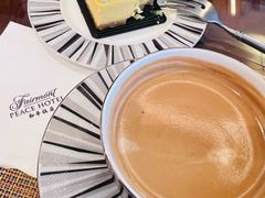 -上海和平饭店维克多咖啡厅 Victor's