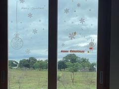 -Chom Cafe and Restaurant