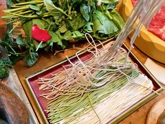 -慢丽江·云南野生菌土鸡锅(西山店)