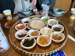 -包整·丝娃娃(一览甲秀楼风景店)