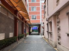 门口进来区域-静安区体育馆