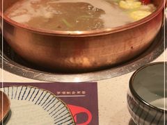 -牛村来人潮汕牛肉火锅(西单店)