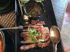 烤猪颈肉-Ruen Urai