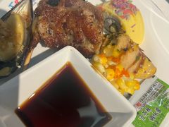 -领鲜活海鲜榴莲自助火锅(东门店)