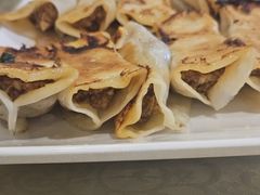 三鲜锅贴-春江饭店(共青团路总店)