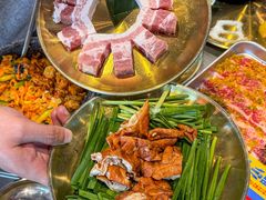 -哈哈碳都·牛肋条无限自助烤肉(台江万达店)