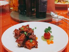 -上海虹桥君丽假日酒店(娄山关路地铁站店)