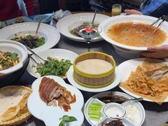 -鹊华居·地道鲁菜·海鲜·融合味(大明湖店)