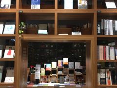 -百新书局(尚悦湾店)