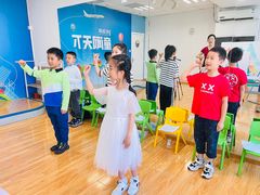 -蓝话筒·少儿成人演讲口才·主持朗诵·戏剧表演(大华第一坊店)