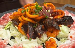 Spicy Stir-Fried Pork Belly with Seafood