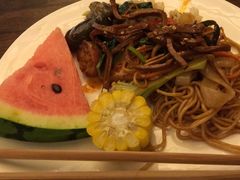 -香园自助小火锅