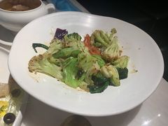 黑松露椰子油炒杂菜-闻见中国海南菜(K11店)