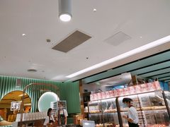 -奈雪的茶(亨特国际广场店)