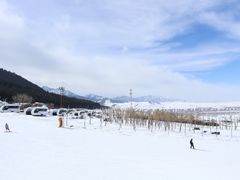 -丝绸之路山地度假区滑雪场