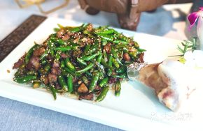 Secret Sect Bone-in Pork Shank