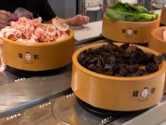 -龍歌自助小火锅(市南金茂湾店)