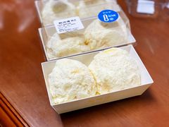 榴莲奶贝蛋糕-鲍师傅糕点(五角场店)