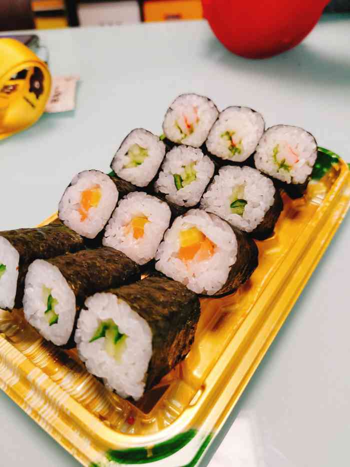 丸米寿司(浦建巴黎春天店)-"路过好几次,终于忍不住下手了人气一直挺.