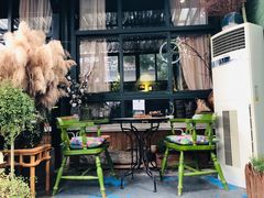 -出走咖啡·面包(宋庄店)