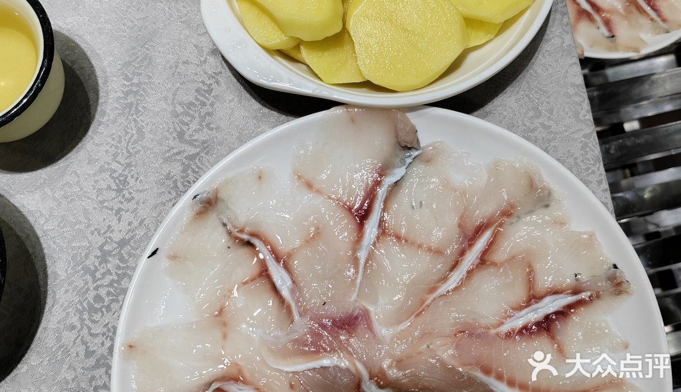 贵乌路贵医后门这家片片鱼