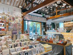 -猫的天空之城概念书店(苏州平江店)