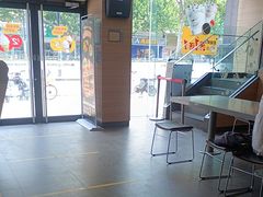 -麦当劳(七宝乐购店)