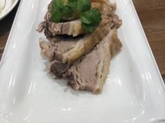 -清真·玛丽亚新疆菜主题餐厅(浙江中路店)