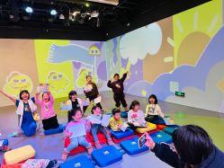 -小鸡哆哆故事屋·儿童乐园(嘉里城店)