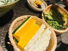 -三出山火锅(南京万象天地店)