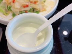 港式酸奶-高第街56号港式餐厅·精选(世茂广场宽厚里大明湖店)