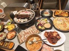 -草家酱蟹炭火烤肉店(珲春南路一店)