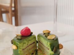 开心果莓果-名点荟·生日蛋糕·下午茶(五缘湾店)