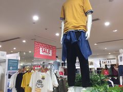 -优衣库(郑州丹尼斯大卫城店)