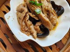 -万龙洲海鲜(大兴绿地缤纷城店)