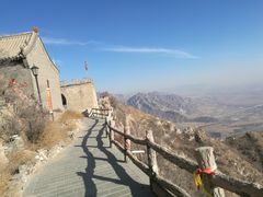 -鸡鸣山旅游风景区
