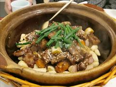 京葱雪花牛肉粒-水上明月·湖景餐厅