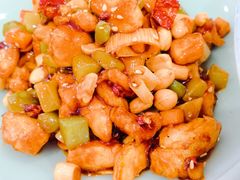 -川流不息·地道川菜·小龙虾(松东路店)