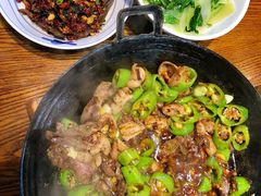 特色干锅肥肠-张氏父子常德肠子馆(贺龙店)