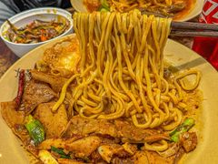 -方铲铲·成都板凳面(滨江银泰店)