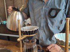 -Metal hands·铁手咖啡