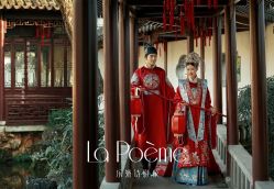 -乐派诗婚纱摄影