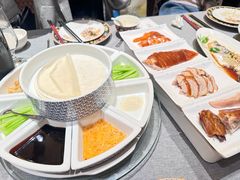 -羲和雅苑•北京烤鸭(平安国际金融中心店)