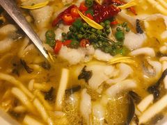 豆香酸菜鱼-吕氏疙瘩汤·海鲜新鲁菜(凯德mall新都心店)