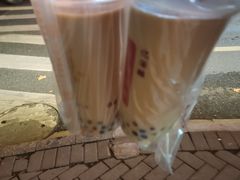 -阿姨奶茶专卖(舌涧道杭州惠民路创始店)