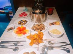 -领鲜活海鲜榴莲自助火锅(东门店)