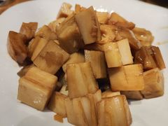 -泉畔人家·老济南经典鲁菜(大明湖店)