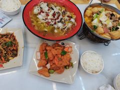 -哆喀美食广场(虎丘婚纱城店)